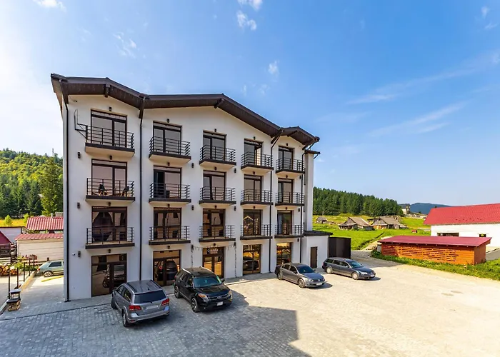 Garda - Breakfast Included In The Price Restaurant Free Parking Mountain View Kitchen In The Apartment Separate Entrance Буковель